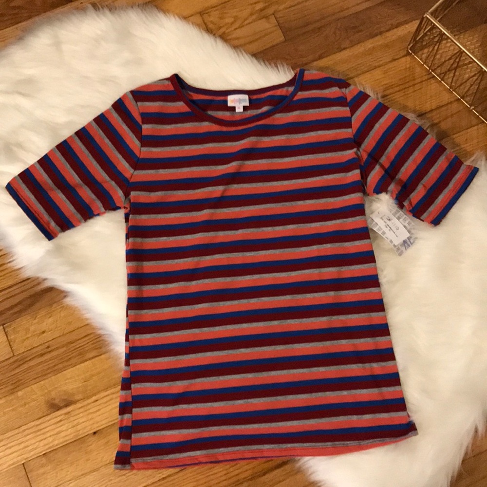 Lularoe shirt